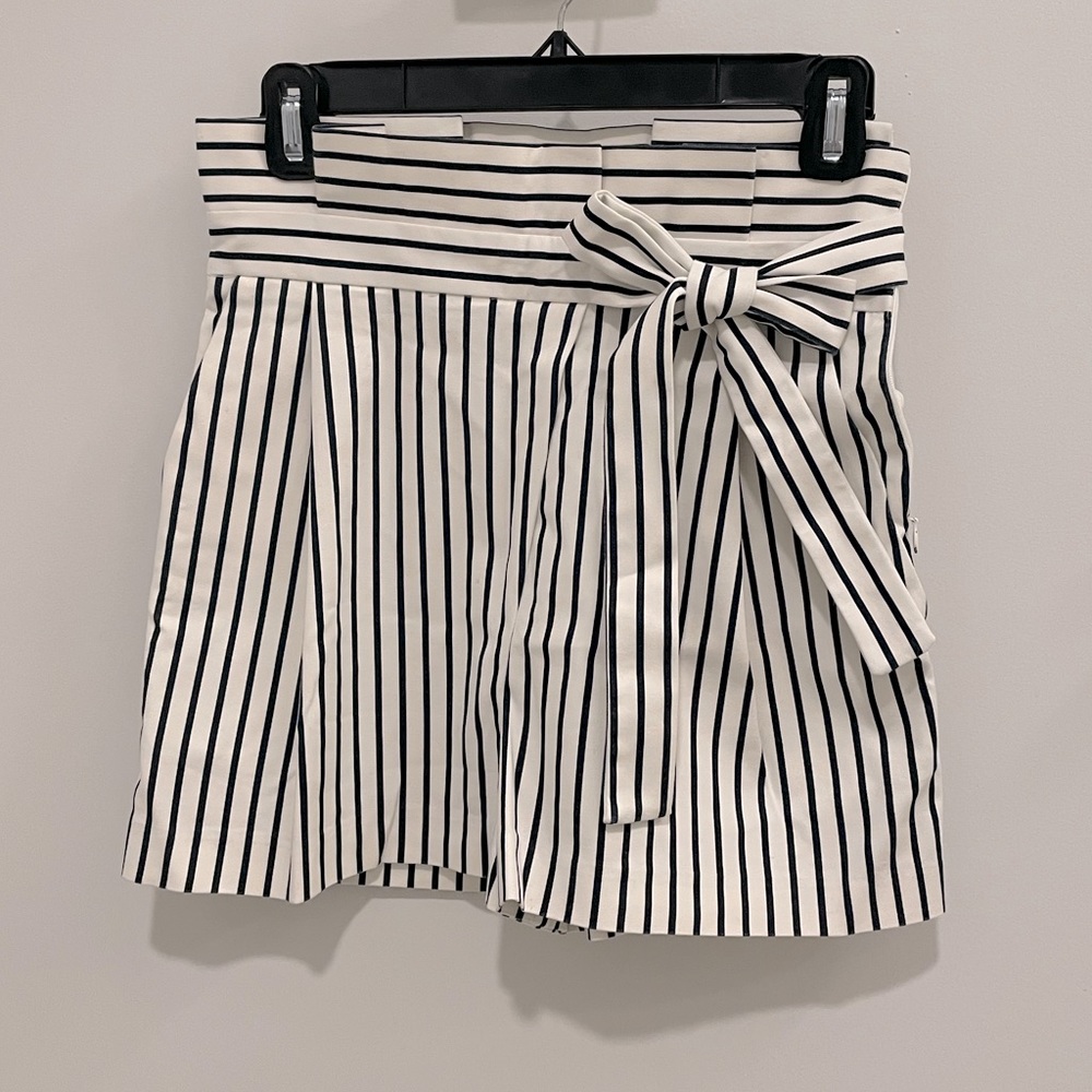 Zara Trafaluc Collection Paperbag Shorts Sz XS